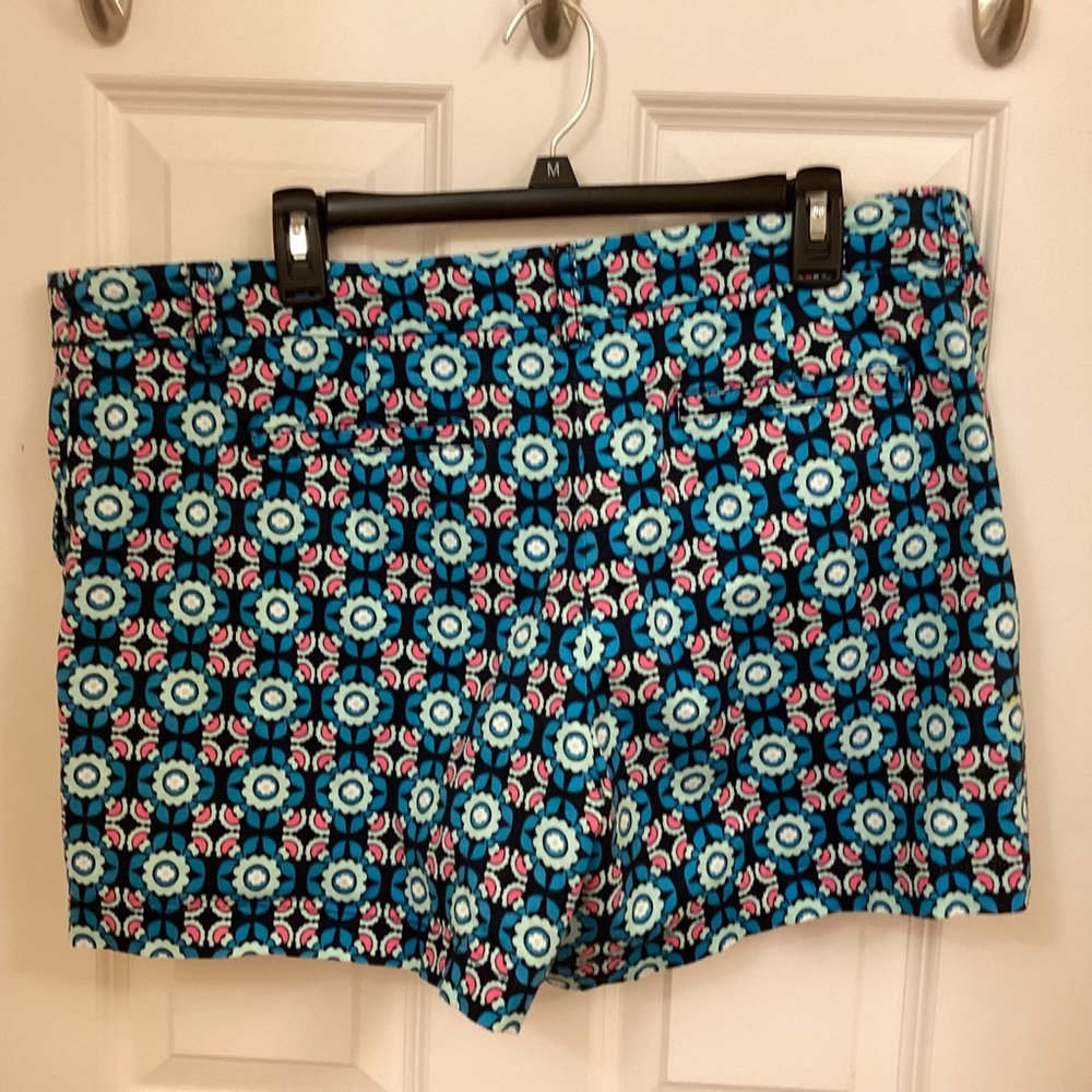 Crown & Ivy Blue and Pink Floral Shorts - Picture 2 of 3